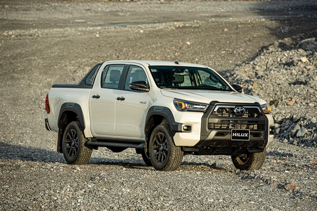 Toyota Hilux, Fortuner sẽ thêm động cơ hybrid dầu năm sau: Bớt ồn, có thể mạnh hơn Ranger, Everest - Ảnh 2.