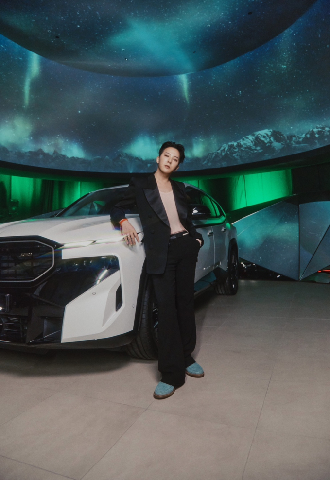 G-Dragon lái chiếc BMW 3,7 tỷ đến trình diện cảnh sát thay vì loạt siêu xe chục tỷ, tất cả là để đập tan 1 tin đồn? - Ảnh 4.