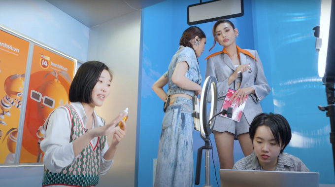 Trailer KOC VIETNAM 2023 tập 2: Dàn thí sinh toát mồ hôi “chốt đơn” ngay trên sóng, Luna Đào - Mai Ngô “đấu khẩu” - Ảnh 4. Trailer KOC VIETNAM 2023 tập 2: Dàn thí sinh toát mồ hôi “chốt đơn” ngay trên sóng, Luna Đào - Mai Ngô “đấu khẩu” - Ảnh 4.