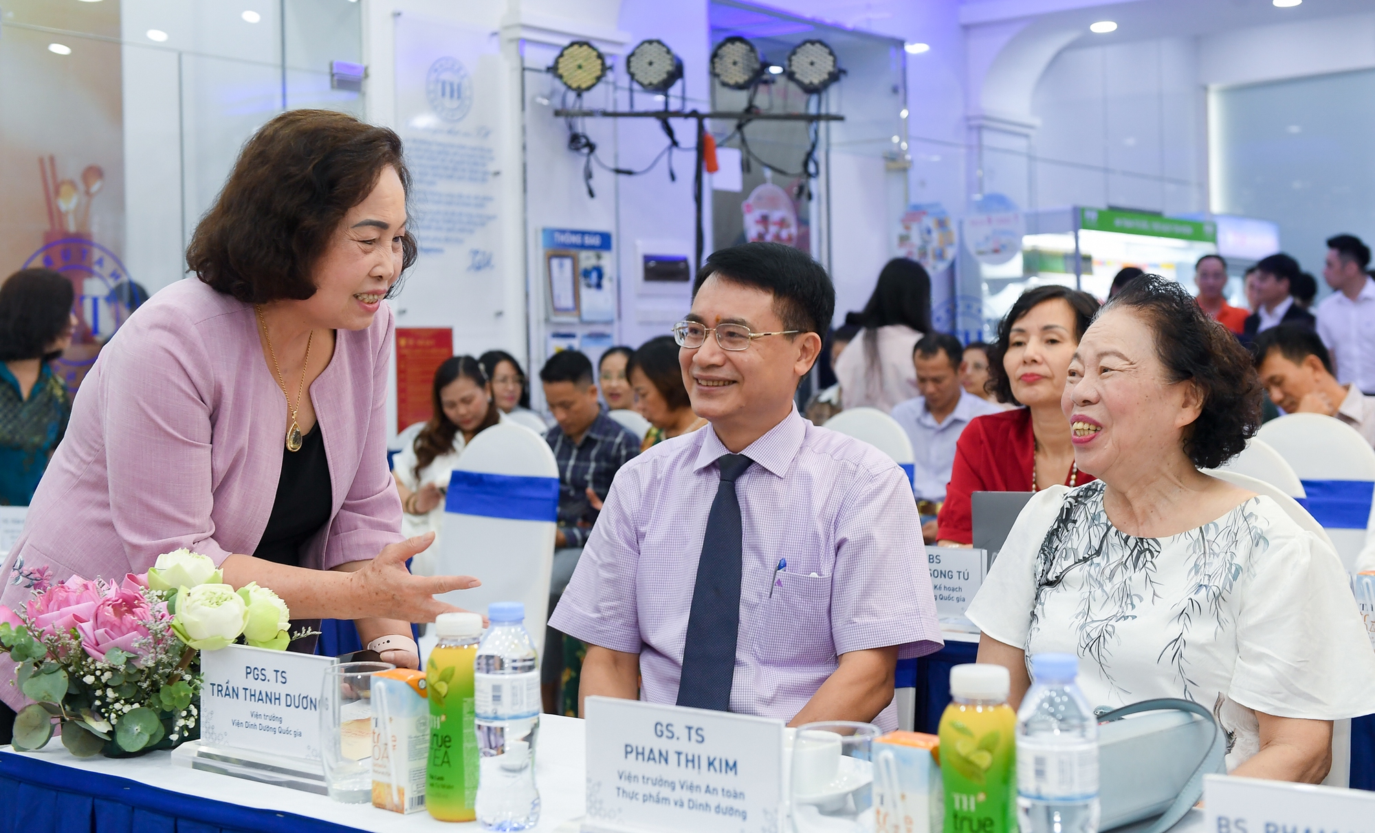Bí mật món bánh gạo Hàn Quốc made in Vietnam ngon hơn bản gốc và điều khiến chuyên gia phải 2 lần thốt lên Quá tốt! - Ảnh 1. Bí mật món bánh gạo Hàn Quốc made in Vietnam ngon hơn bản gốc và điều khiến chuyên gia phải 2 lần thốt lên Quá tốt! - Ảnh 1.