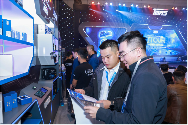 TMAS Việt Nam ra mắt thương hiệu UTOUR cùng hàng loạt sản phẩm công nghệ thông minh tại sự kiện kỷ niệm 5 năm - Ảnh 3.