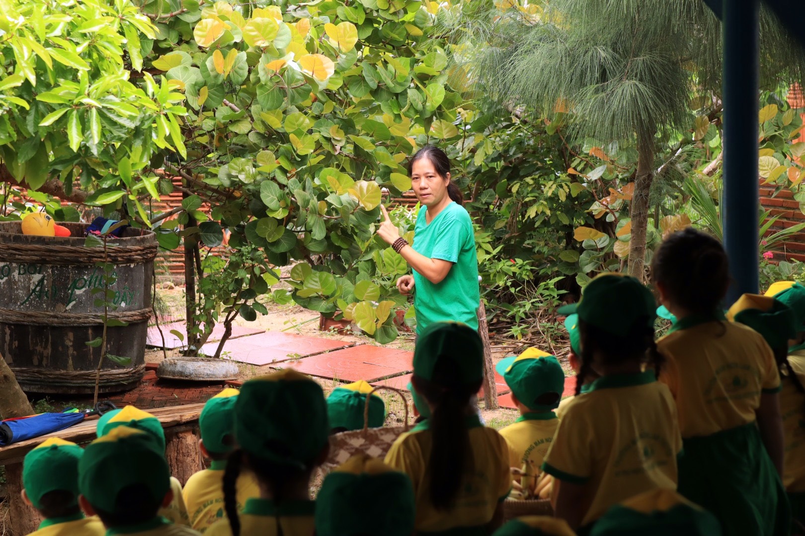 Chủ homestay đi gom lá nho biển giá 200 đồng, làm thành thứ đắt gấp mấy lần vẫn lỗ: Vì hai chữ “Hy Vọng” - Ảnh 11. Chủ homestay đi gom lá nho biển giá 200 đồng, làm thành thứ đắt gấp mấy lần vẫn lỗ: Vì hai chữ “Hy Vọng” - Ảnh 11.