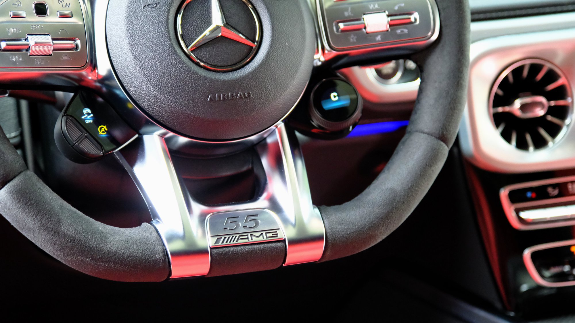 Chi tiết Mercedes-AMG G 63 bản đặc biệt giá 12,61 tỷ vừa về đại lý: Bản thường cũng dễ dàng 'copy' ngoại hình - Ảnh 8.