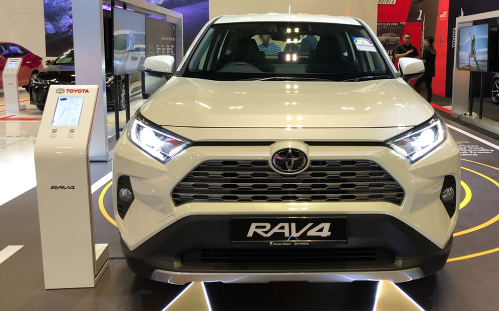 Khổ như mua Toyota RAV4: Mất công chờ 2 năm nhưng không chắc về chiếc xe sẽ được nhận