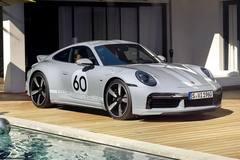 Siêu phẩm Porsche được Cường 'Đô la' và Vua cà phê Đặng Lê Nguyên Vũ săn đón bỗng gây xôn xao khi có giá 'lạc' gần bằng giá xe - Ảnh 3.