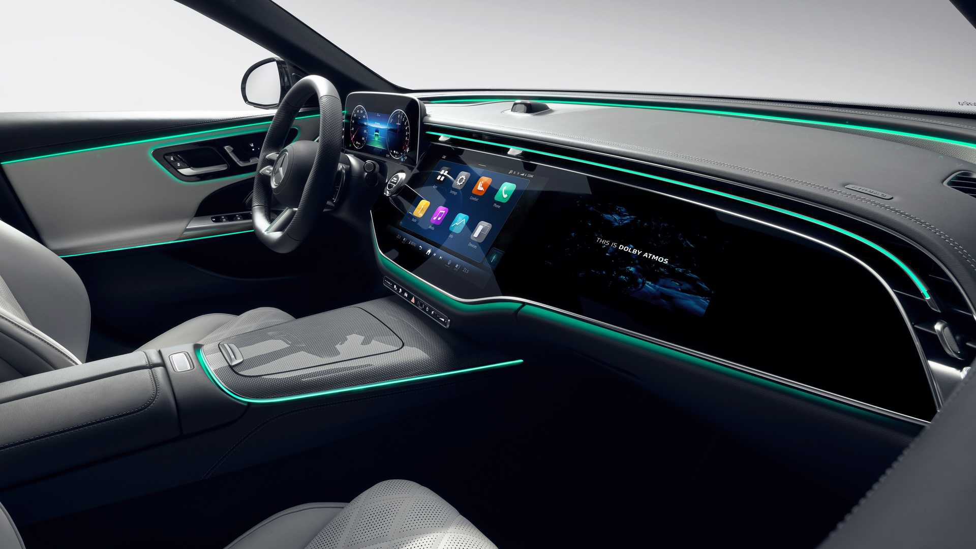 Mercedes-Benz công bố sớm nội thất E-Class mới với màn hình khổng lồ, TikTok và camera selfie mặc định - Ảnh 5.