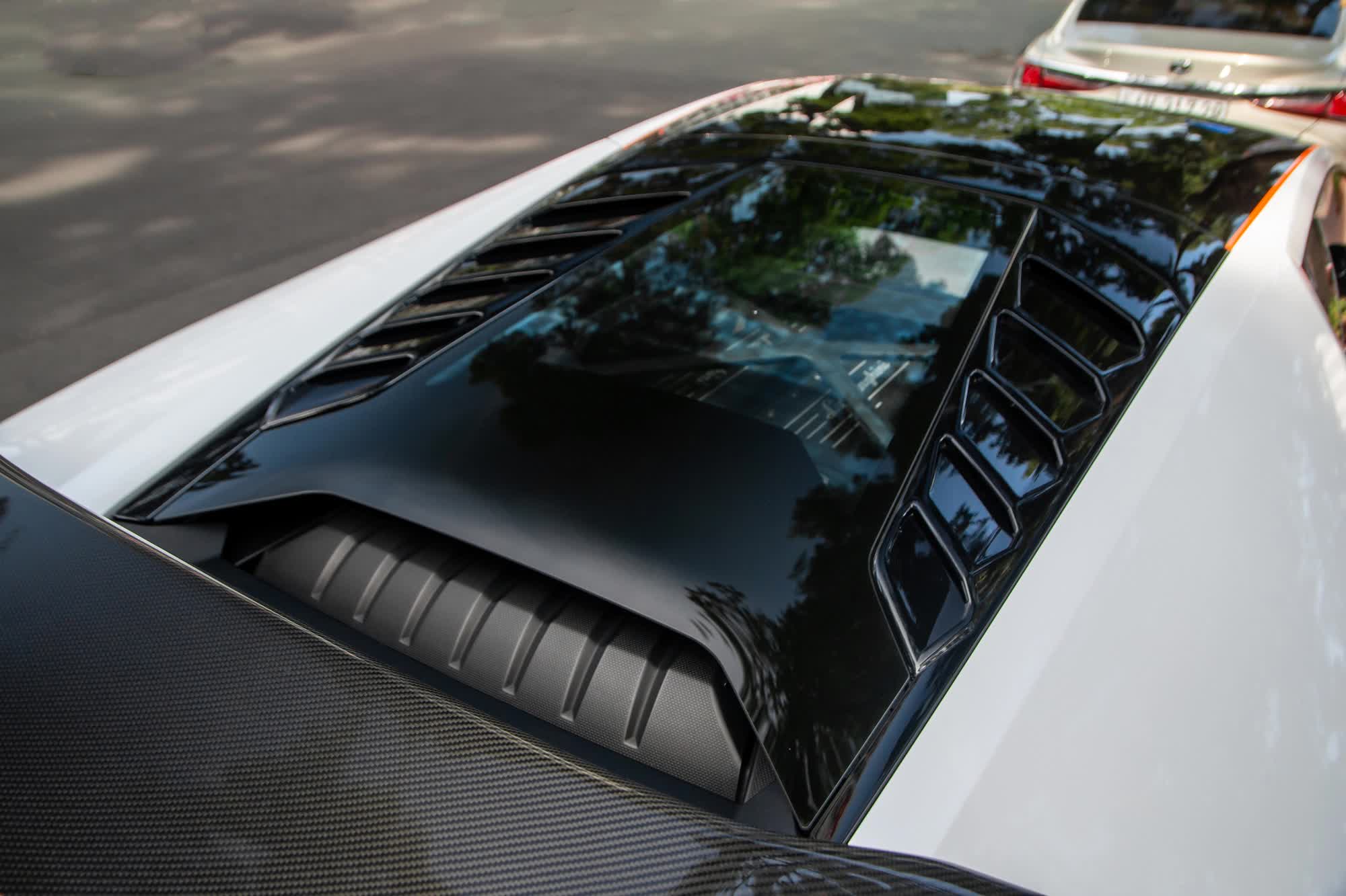 Lamborghini Huracan với gói độ độc đáo tại TP.HCM, tiền độ đủ mua Toyota Camry 2.0G - Ảnh 9.