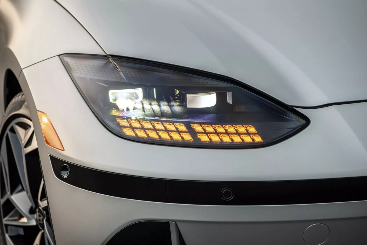 Hyundai Ioniq 6 có thể chạy 581 km với một lần sạc - Ảnh 9.