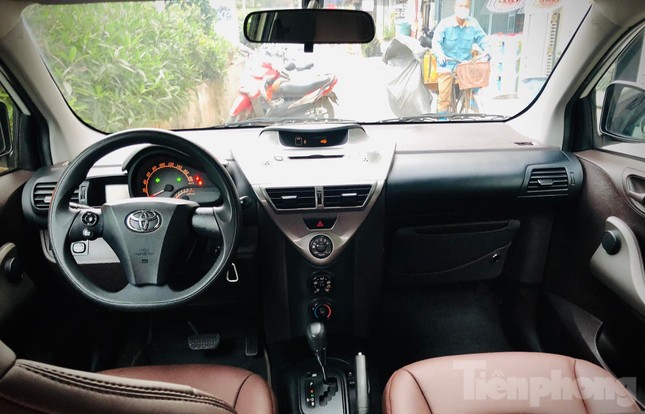 Xế sang Toyota 'tí hon' của dân chơi xe cổ Hà thành - Ảnh 8. Xế sang Toyota 'tí hon' của dân chơi xe cổ Hà thành - Ảnh 8.
