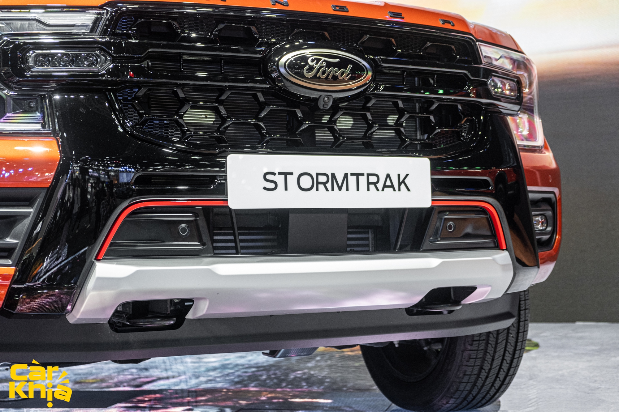 Chi tiết Ford Ranger Stormtrak sắp bán ở Việt Nam: Đẹp hơn Wildtrak, sẽ lại là vua doanh số bán tải - Ảnh 6.