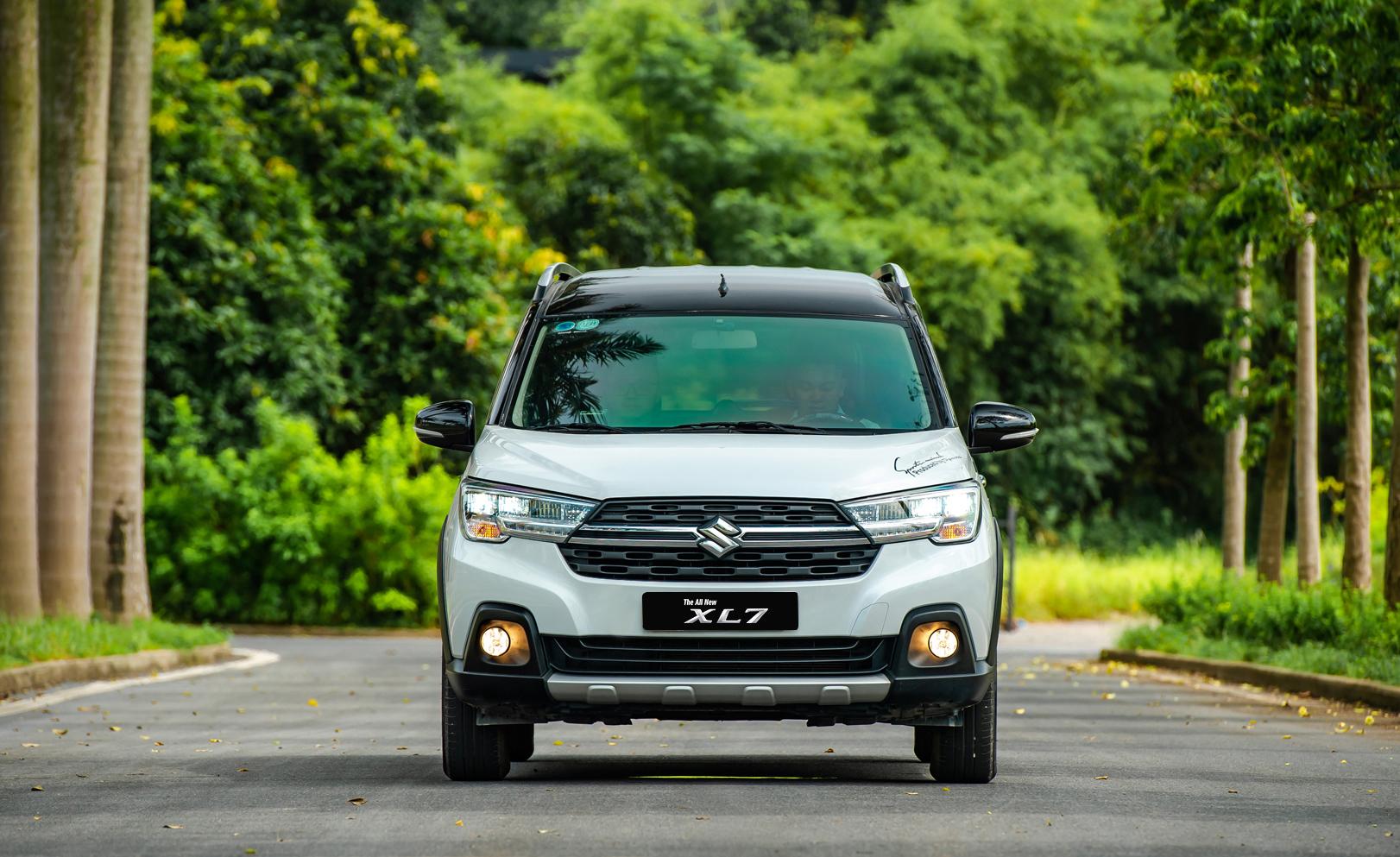 Suzuki XL7 lọt “top” những mẫu xe bán chạy tháng 6 - Ảnh 2. Suzuki XL7 lọt “top” những mẫu xe bán chạy tháng 6 - Ảnh 2.