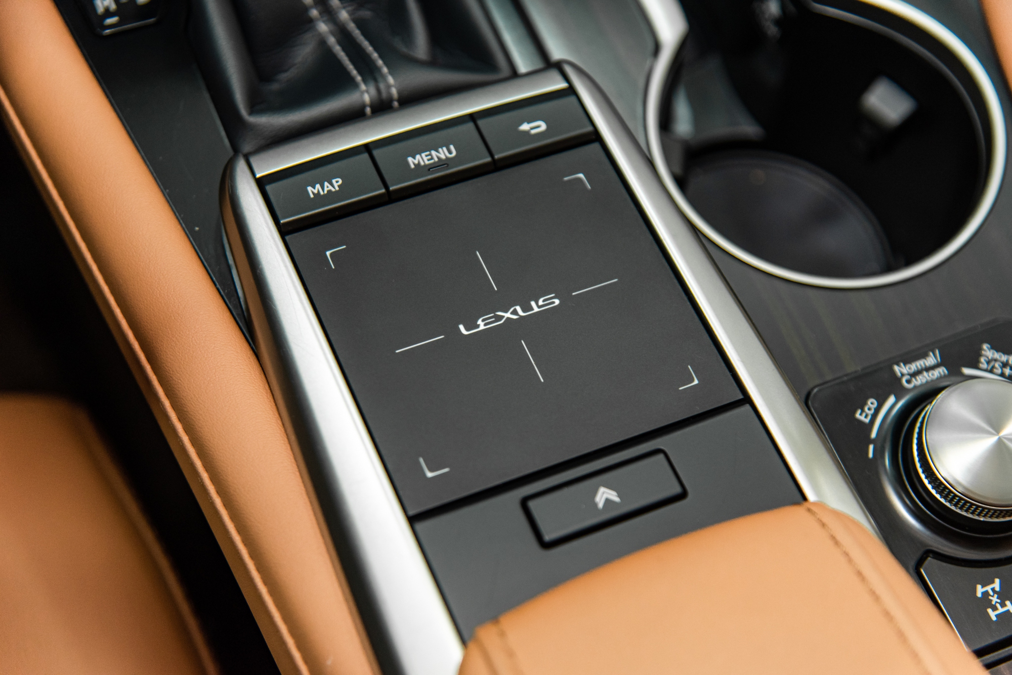 Chiếc Lexus RX 350 này khiến chủ nhân lỗ gần 700 triệu đồng sau 13.000 km sử dụng - Ảnh 11.