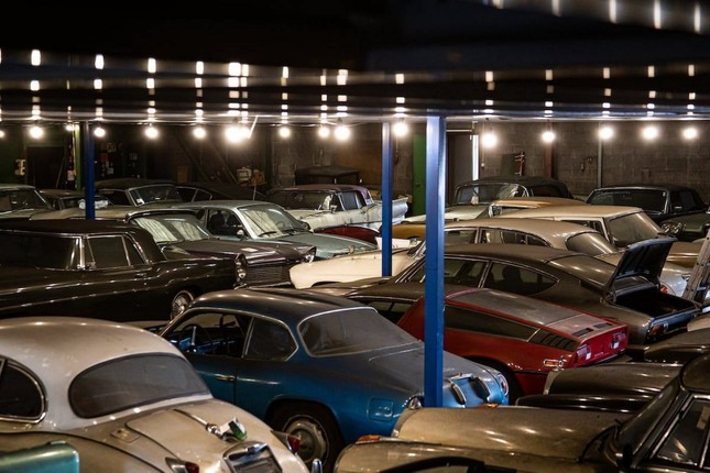 Phát hiện bộ sưu tập hàng trăm xe cổ tại Hà Lan - Ảnh 8.
