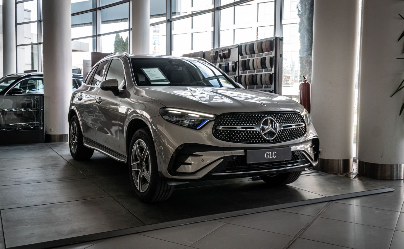 Mercedes-Benz GLC 2023 chốt lịch công bố ở Việt Nam: Dễ có nhiều nâng cấp làm khó X3, đại lý báo giá không hề rẻ - Ảnh 3.