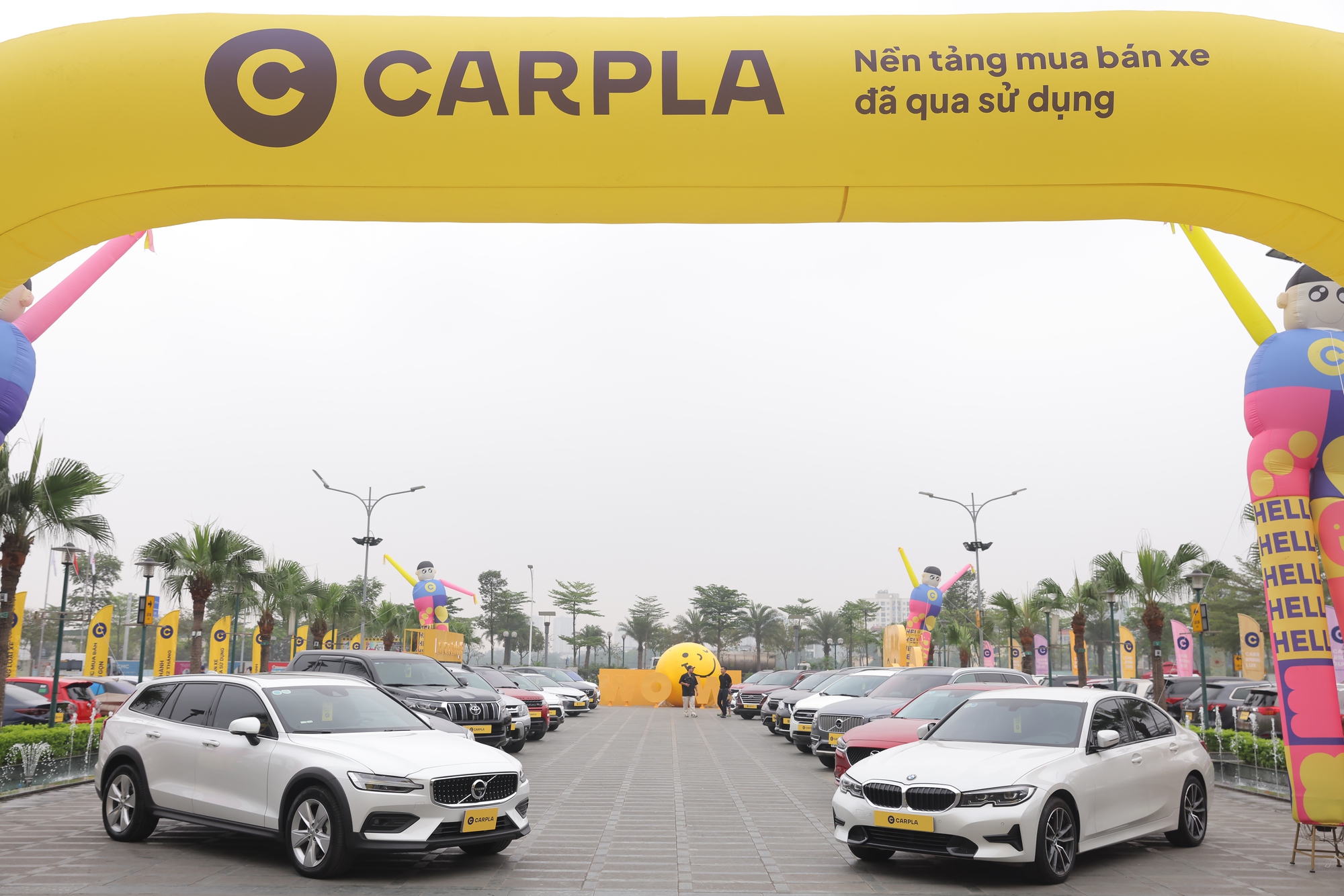 Nền tảng mua bán xe ô tô đã qua sử dụng lớn nhất Việt Nam khai trương Automall, kết hợp triển lãm xe cổ đầu tiên tại Hà Nội - Ảnh 3.