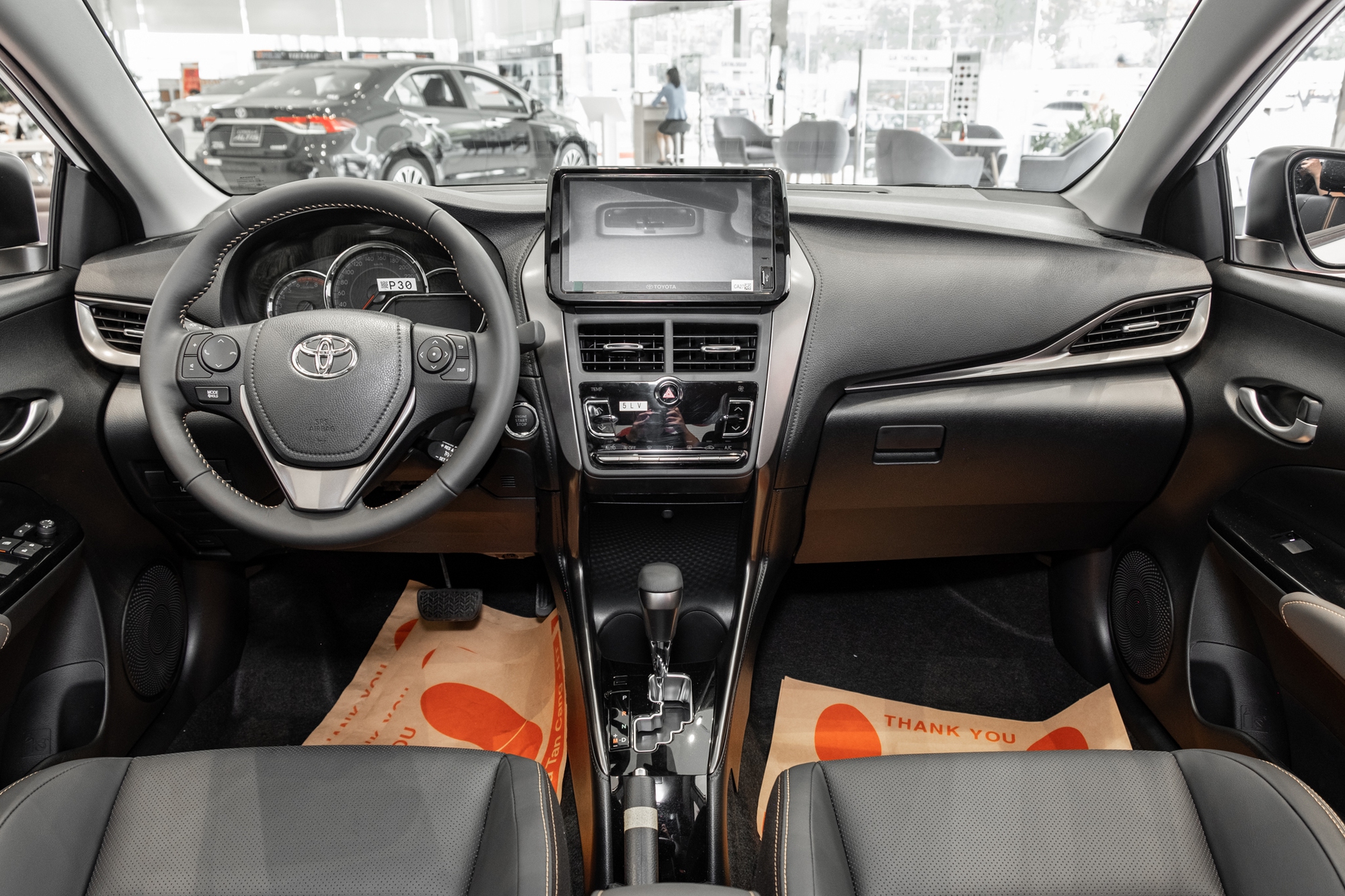 Toyota Vios 2023 chốt giá từ 479 triệu đồng tại VIệt Nam: Thêm trang bị nhưng rẻ hơn, bản base hạ giá còn gần ngang Accent - Ảnh 5.