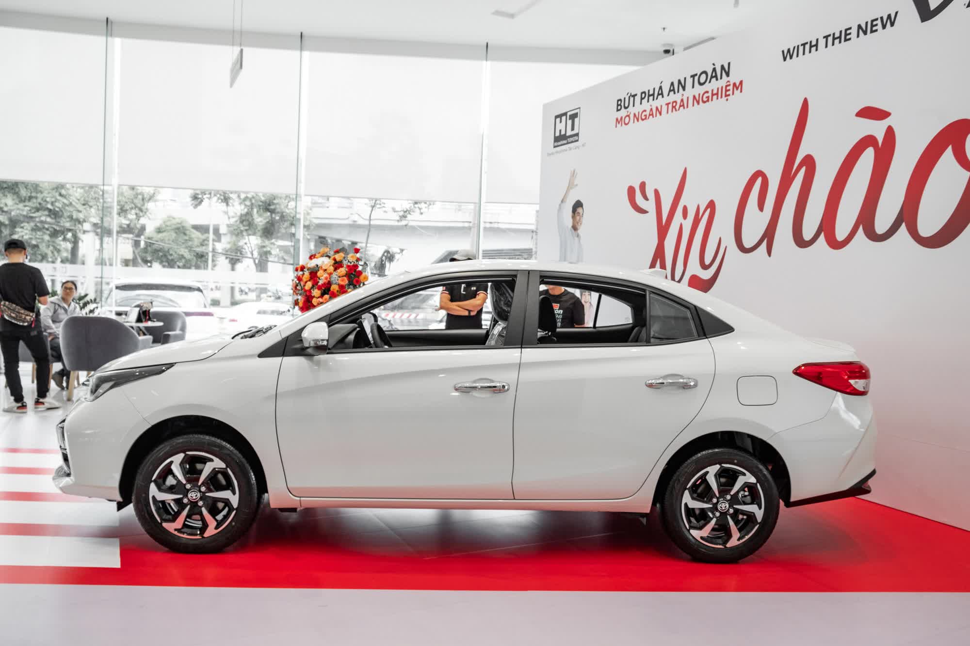 Toyota Vios 2023 chốt giá từ 479 triệu đồng tại VIệt Nam: Thêm trang bị nhưng rẻ hơn, bản base hạ giá còn gần ngang Accent - Ảnh 8.