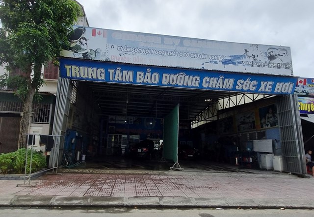 Hà Tĩnh: Xôn xao xung quanh hóa đơn của garage ô tô có dòng chữ ‘phong bì cho đăng kiểm’ - Ảnh 3.