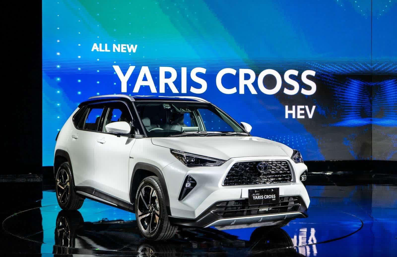 Toyota Yaris Cross 2023 nhận cọc tại Việt Nam: Giá dự kiến 700 triệu