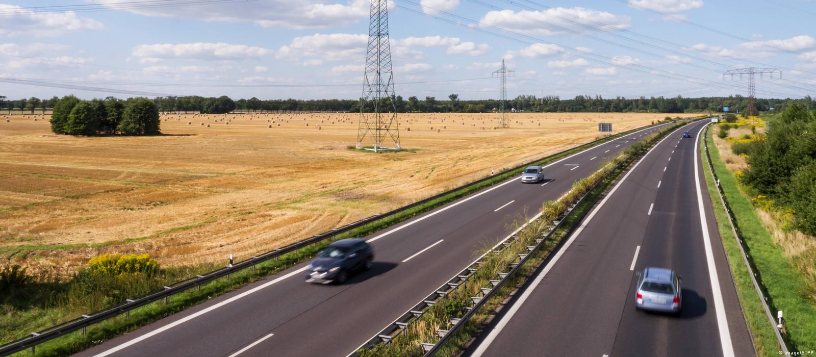 Sự thật ít người biết về Autobahn - &quot;đường cao tốc không giới hạn tốc độ&quot; ở Đức - Ảnh 2.