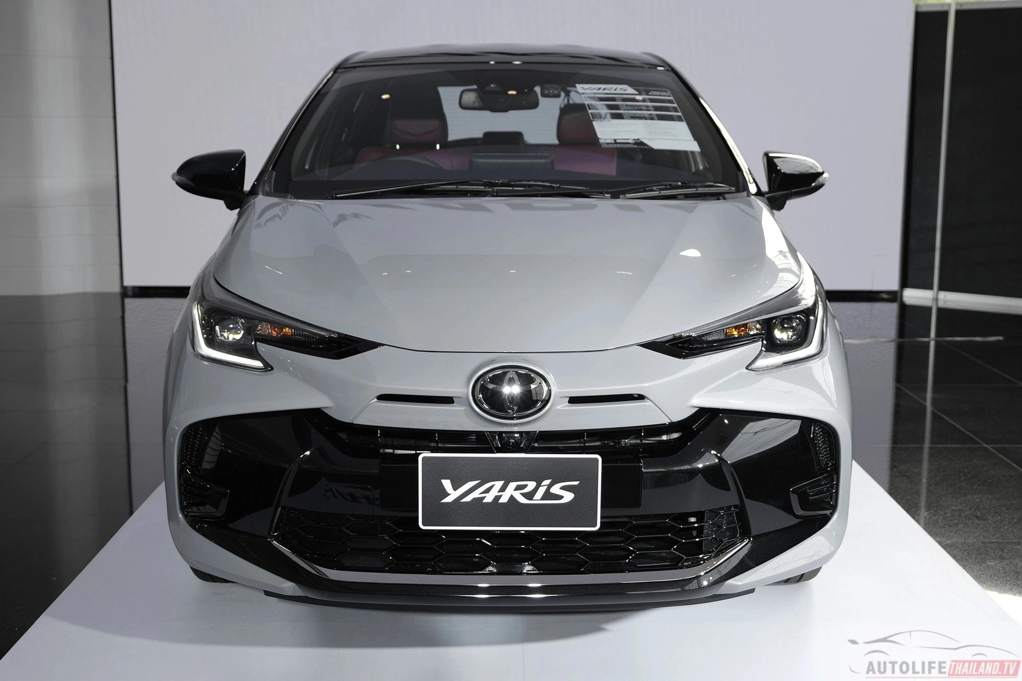 Toyota Vios 2023 lần đầu lộ ảnh chính thức tại Việt Nam: Đầu xe mới, thêm nhiều trang bị, giá bán không đổi - Ảnh 5.