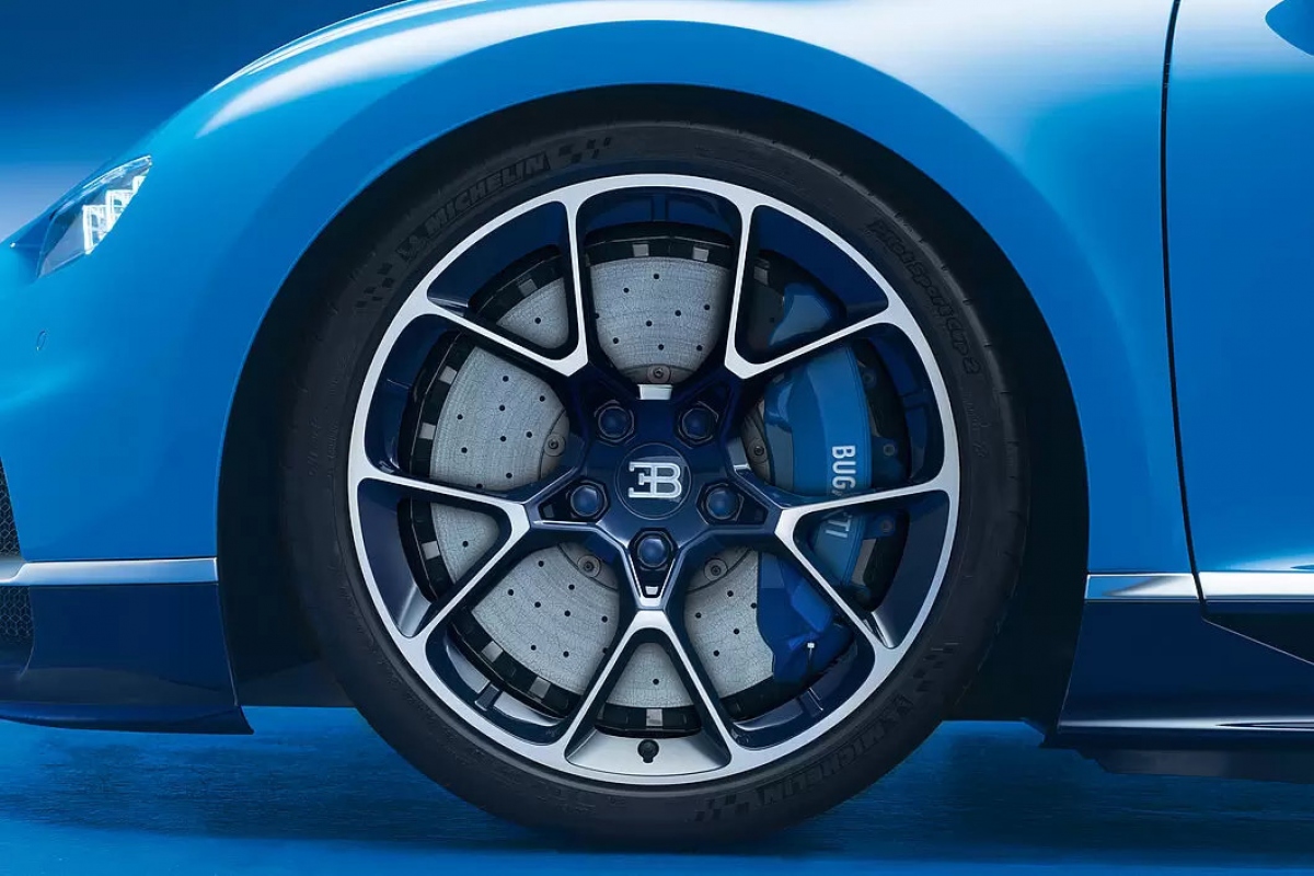 Bugatti triệu hồi Chiron Super Sport trị giá 4 triệu USD vì lắp nhầm bánh xe - Ảnh 2.