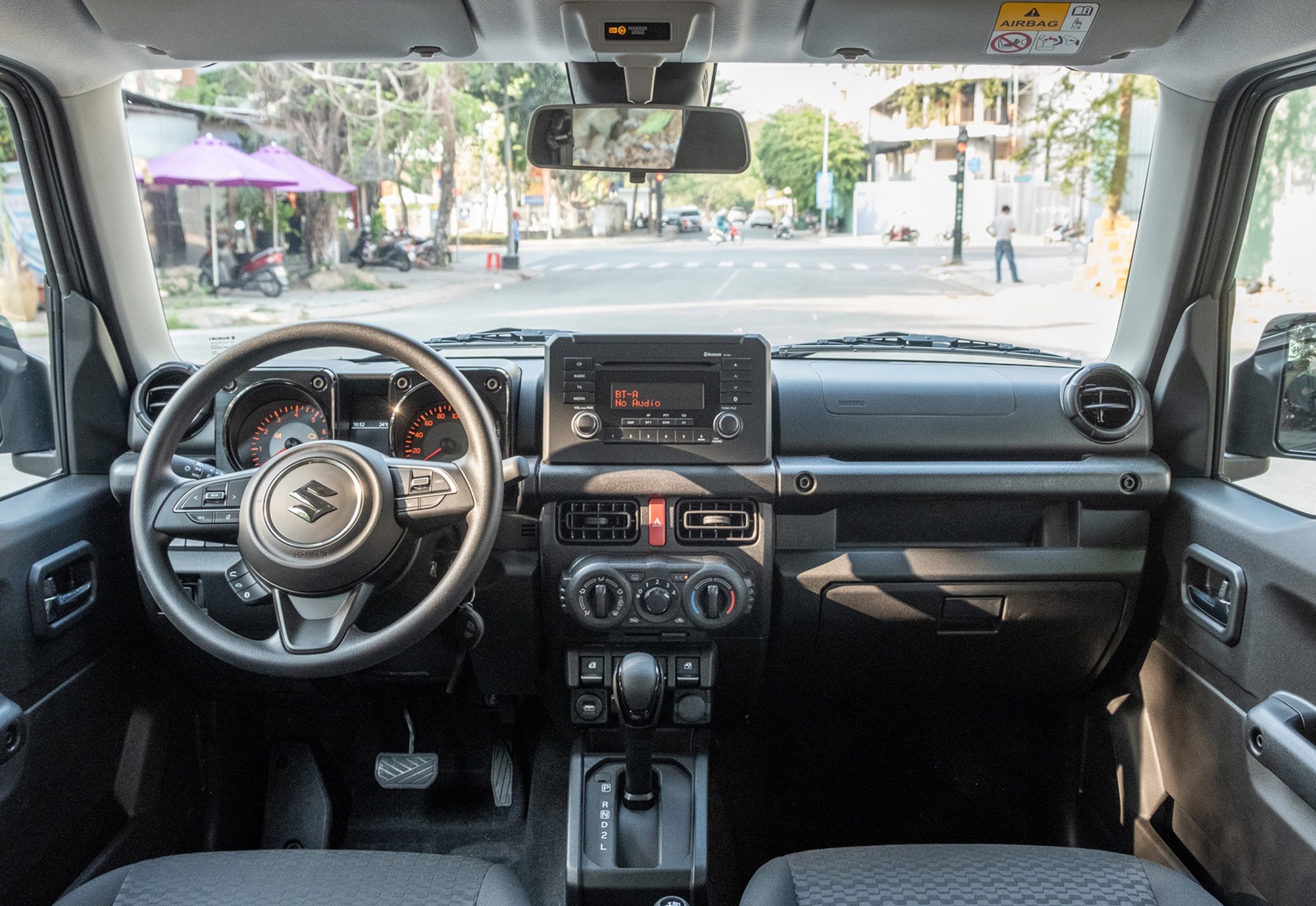 Đại lý ồ ạt nhận cọc Suzuki Jimny: Đã có 1 xe mẫu về Việt Nam, giá dự kiến 789 triệu đồng - Ảnh 3.