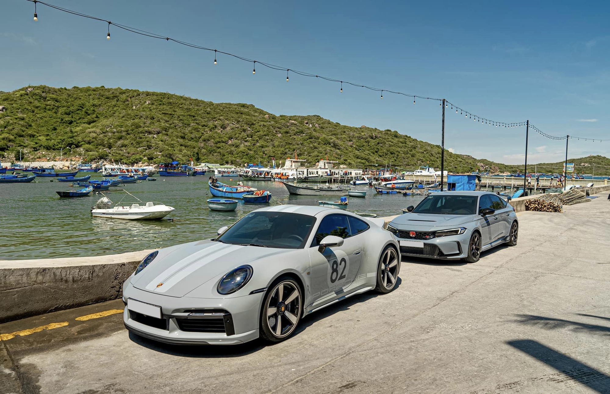 Cường Đô La ‘review’ Porsche 911 số sàn vừa mua giá hơn 19 tỷ đồng: ‘Lái thích, nhưng đi đường dài hơi đuối và ê ẩm chân’ - Ảnh 1.
