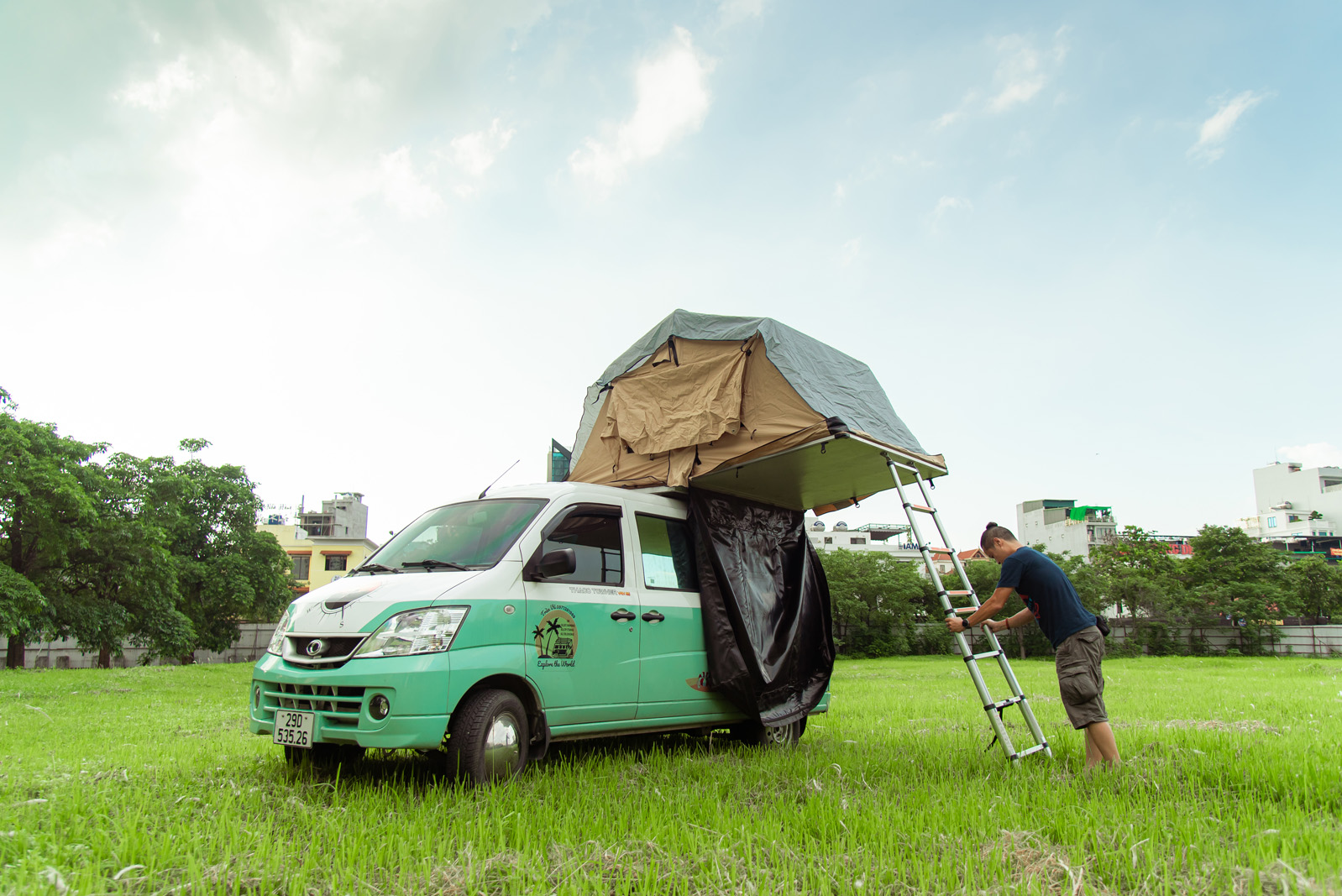 Bán Triton mua xe van THACO hơn 300 triệu độ camping chạy Bắc Nam hơn 18.000km, chủ xe trải lòng: 'Vui, tiện nhưng đi xa hơi cực' - Ảnh 4.