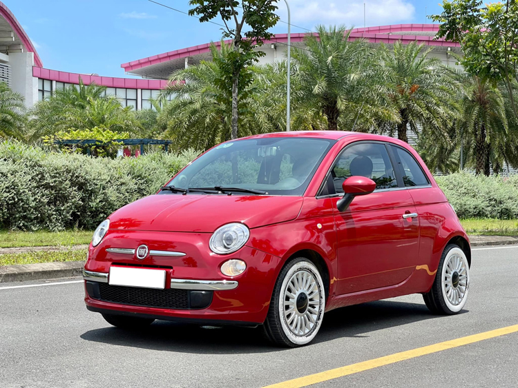Hàng hiếm Fiat 500 được chào giá 380 triệu, người bán chia sẻ: ‘Đi 9 năm chỉ 21.000km, rẻ bằng Morning’ - Ảnh 1.
