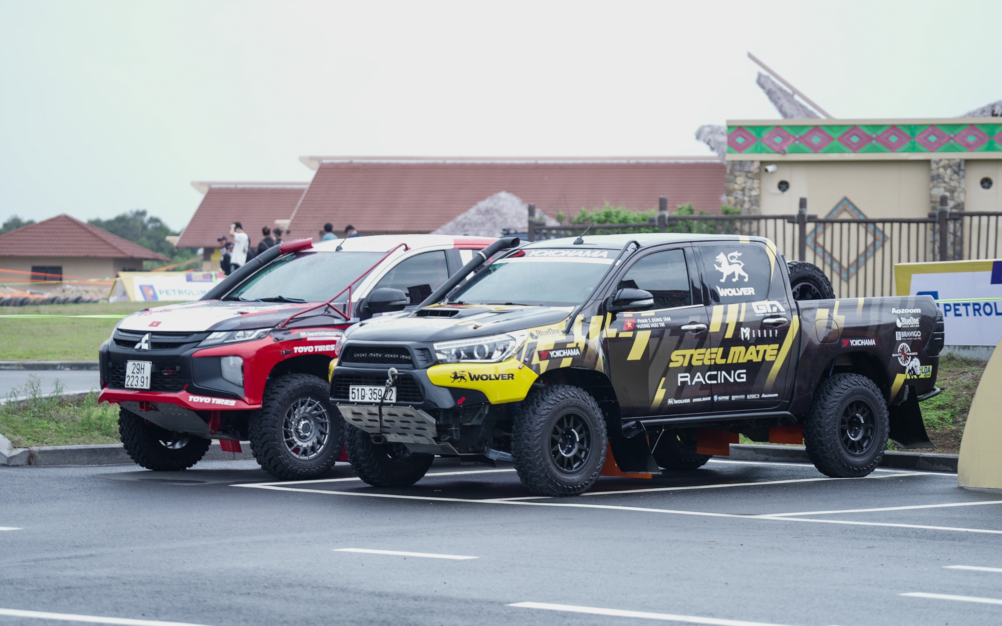 Đội đua Việt Nam thứ 2 tham gia AXCR: ‘Chúng tôi chọn Toyota Hilux vì bền và mua phụ tùng ở đâu cũng được’ - Ảnh 4.