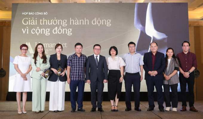 Công bố Giải thưởng Hành động vì cộng đồng Human Act Prize - Ảnh 2.