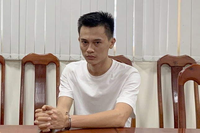 ‘Trùm buôn' siêu xe Phan Công Khanh khai thua bạc, nợ 100 tỷ - Ảnh 2.