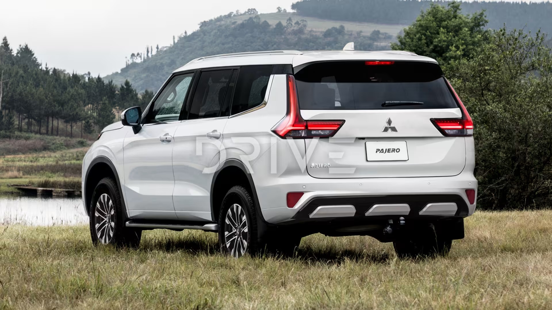 Mitsubishi Pajero trở lại nhưng là để đấu Lexus GX, Range Rover chứ không về phân khúc cũ - Ảnh 2.