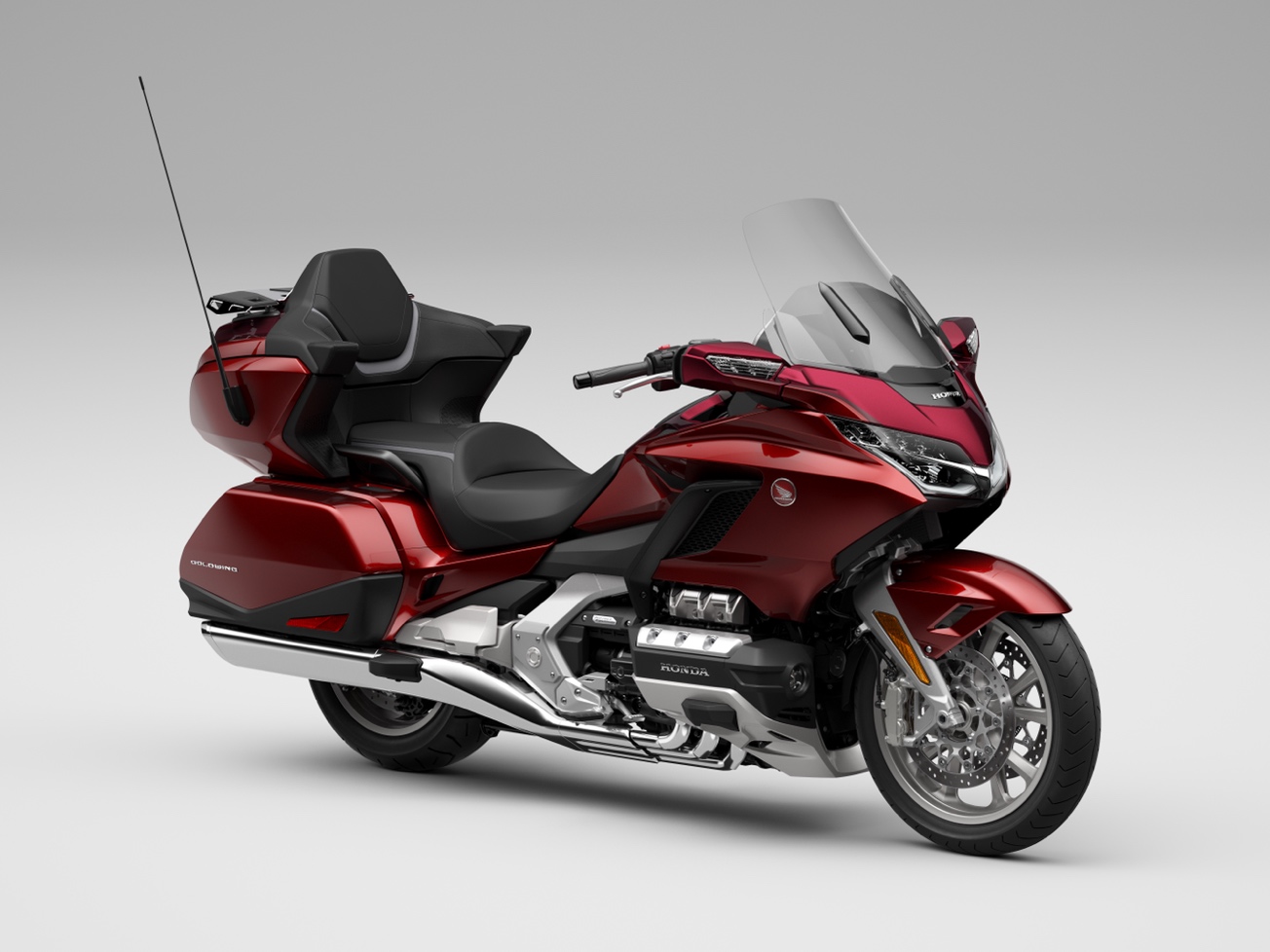 Honda Gold Wing 2024 ra mắt phiên bản màu mới tại Việt Nam, giá hơn 1,23 tỷ đồng- Ảnh 1.