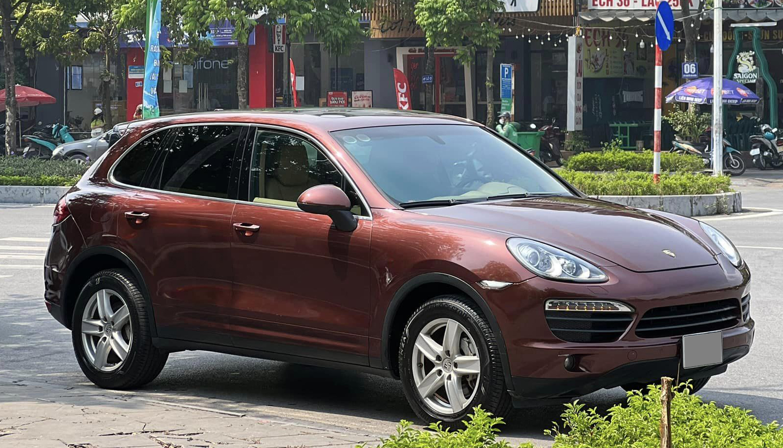 Rao Porsche Cayenne máy V8 chỉ ngang giá Mazda CX-5, người bán chia sẻ: Vừa bảo dưỡng hết 100 triệu, khẳng định vẫn 'hoạt động tốt'- Ảnh 2.