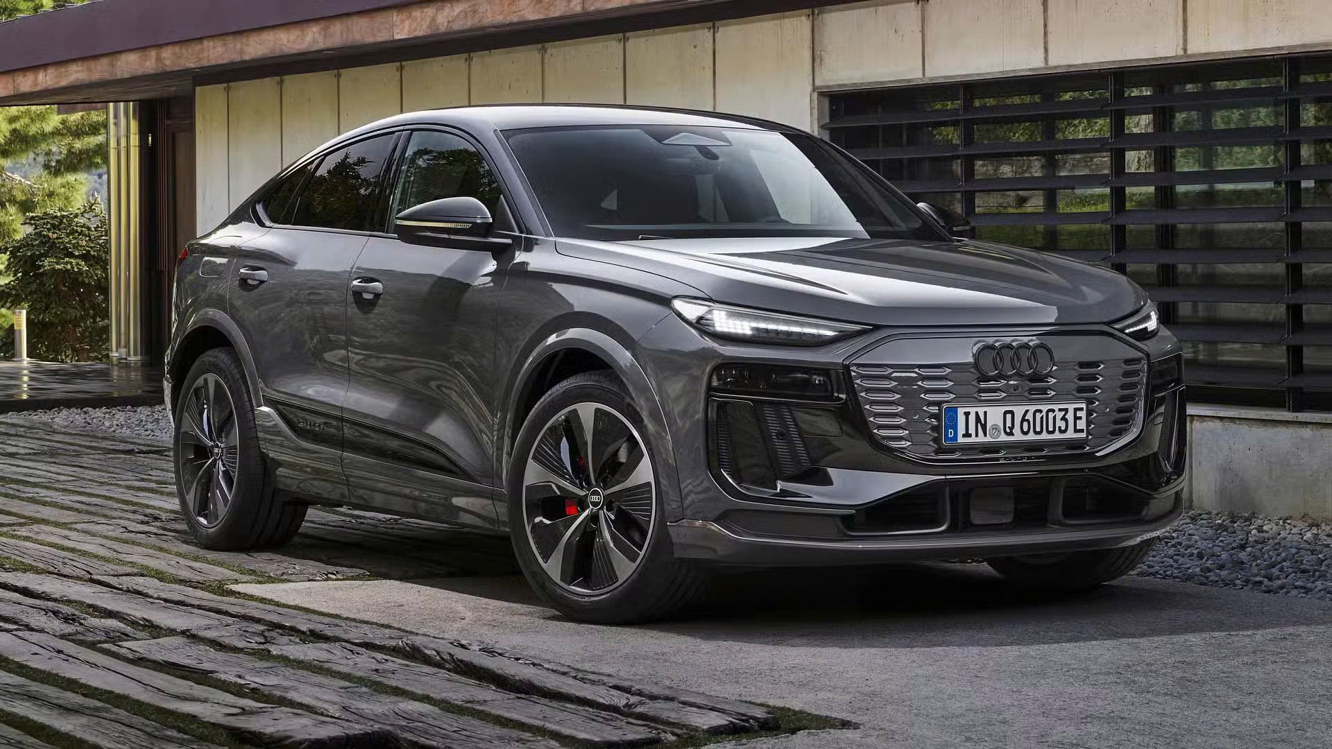 Audi Q6 e-tron sportback ra mắt