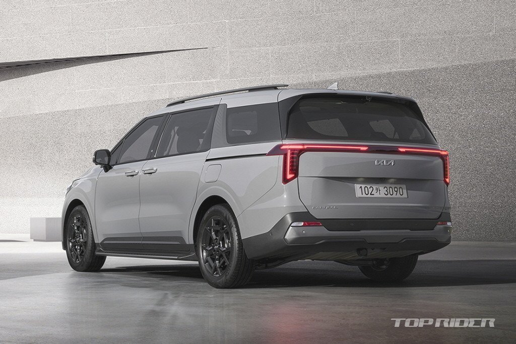 Kia Carnival 2025 ra mắt: Vô lăng có thể cảm nhận lực tay để đánh lái chuẩn hơn, cải tiến đáng kể công nghệ và an toàn- Ảnh 6.