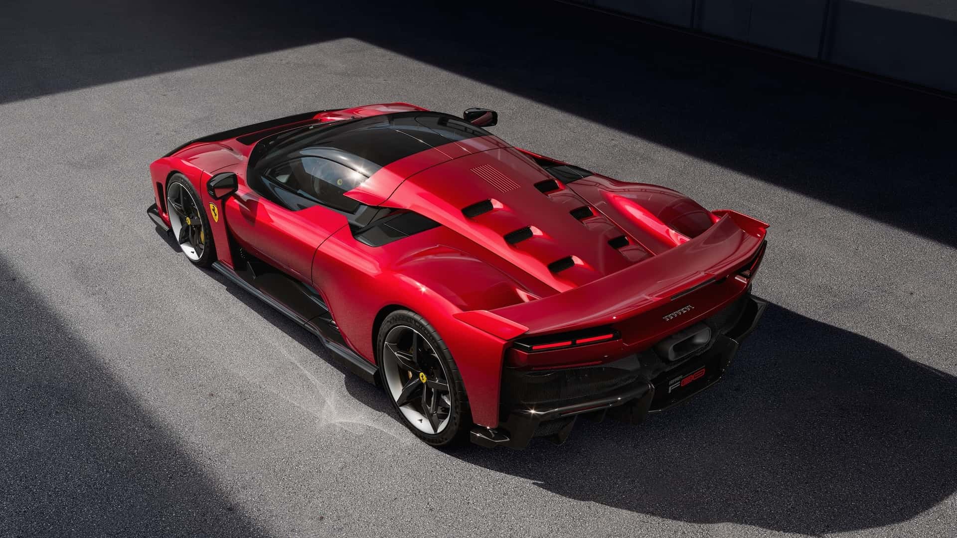 Ferrari F80 ra mắt: Giá quy đổi gần 100 tỷ đồng, mạnh nhất lịch sử hãng, 0-100km/h chỉ hơn 2,1 giây- Ảnh 7.