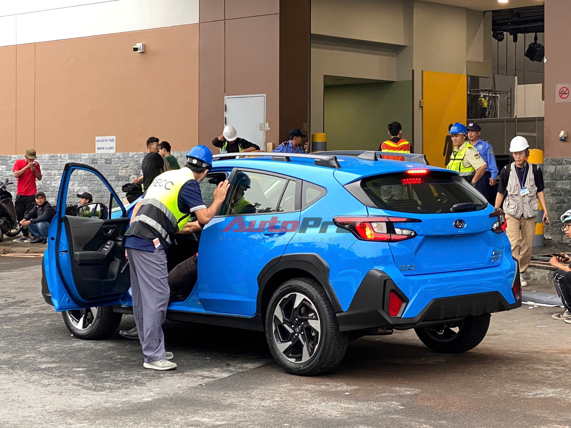 Subaru Crosstrek xuất hiện trước thềm VMS 2024: Thiết kế hầm hố, màn hình dọc, giá dễ cao hơn cả Corolla Cross- Ảnh 3.