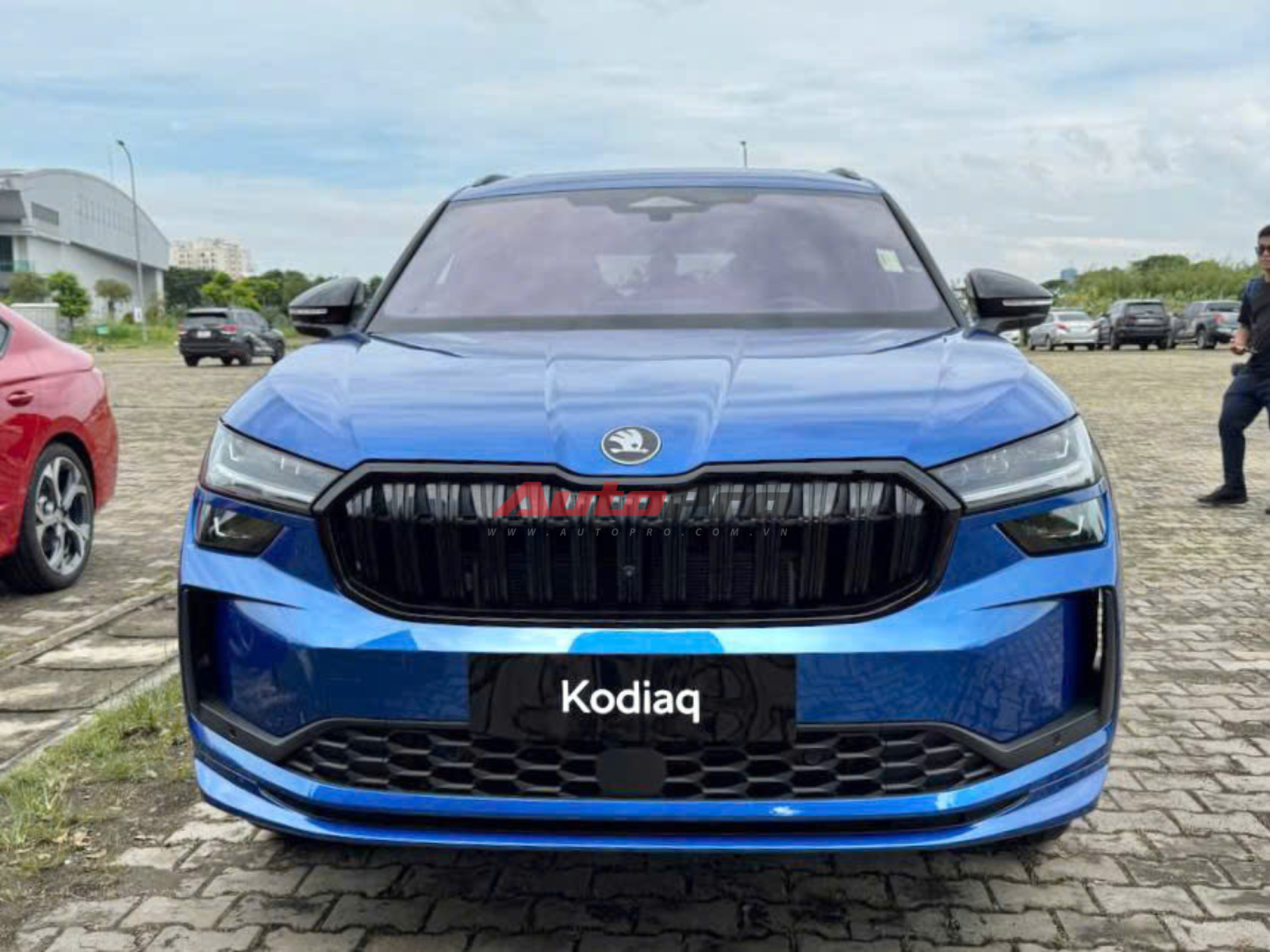 Tóm gọn Skoda Kodiaq đời mới sắp ra mắt tại VMS 2024: Động cơ mạnh hơn, hai màn hình lớn, có ADAS, cạnh tranh Santa Fe- Ảnh 6.