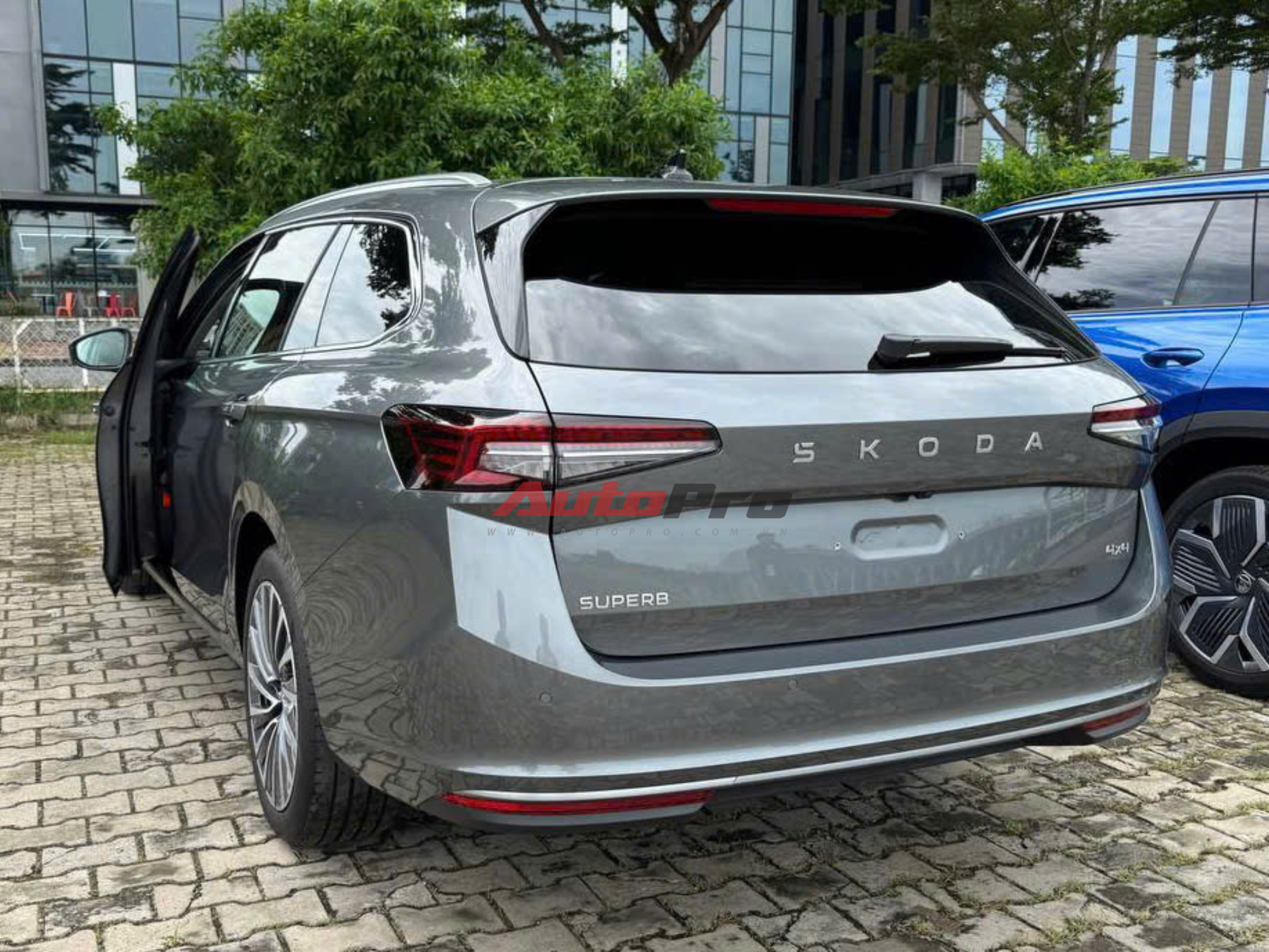 'Làn gió mới' Skoda Superb chờ ra mắt VMS 2024: Dáng wagon, nội thất tối giản, thêm đối trọng với Camry- Ảnh 7.