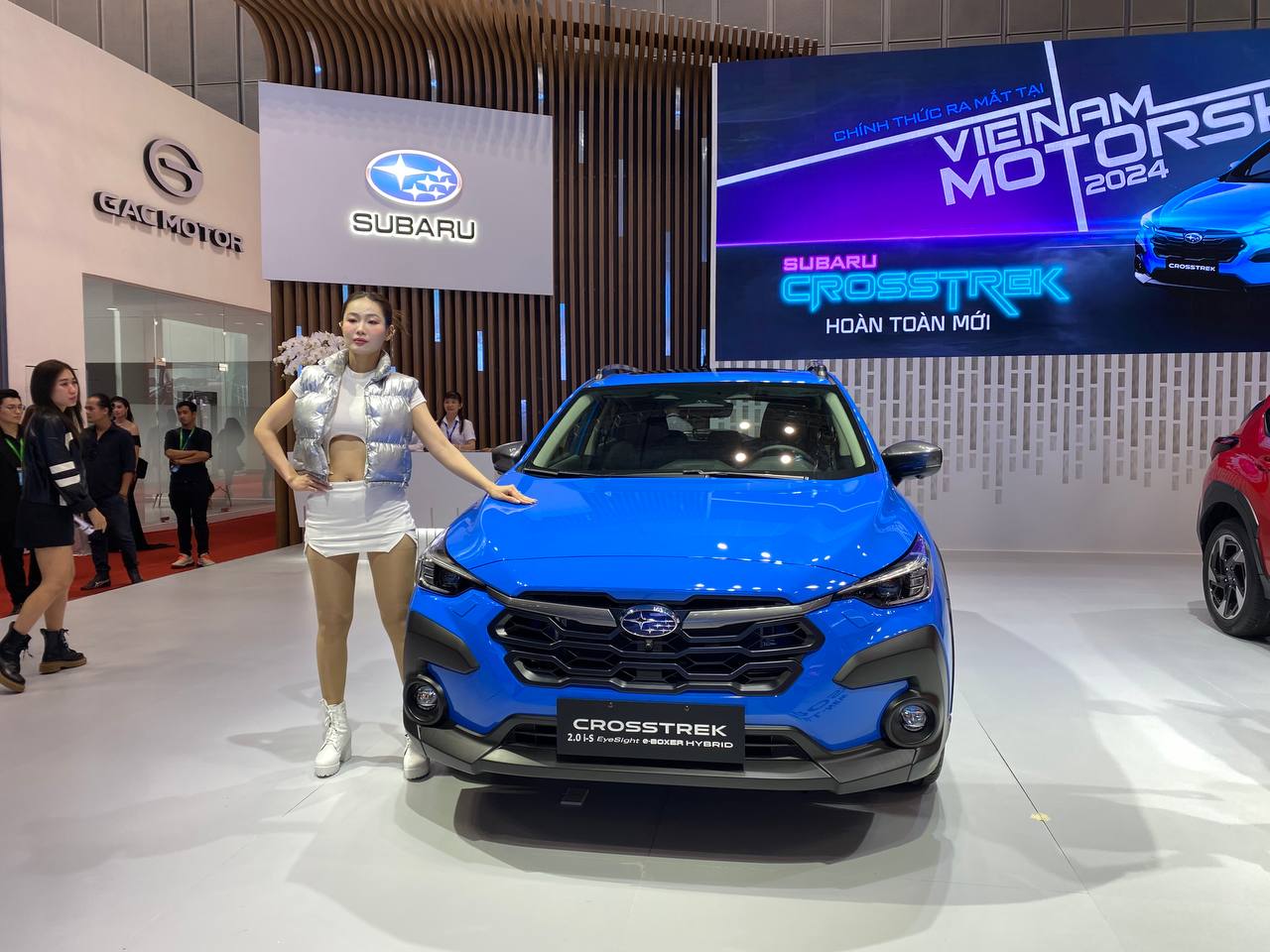 Subaru Crosstrek giá cao nhất 1,268 tỷ tại Việt Nam: Cùng cỡ Corolla Cross nhưng đắt ngang Santa Fe tầm trung, nhập Nhật, động cơ hybrid- Ảnh 6.