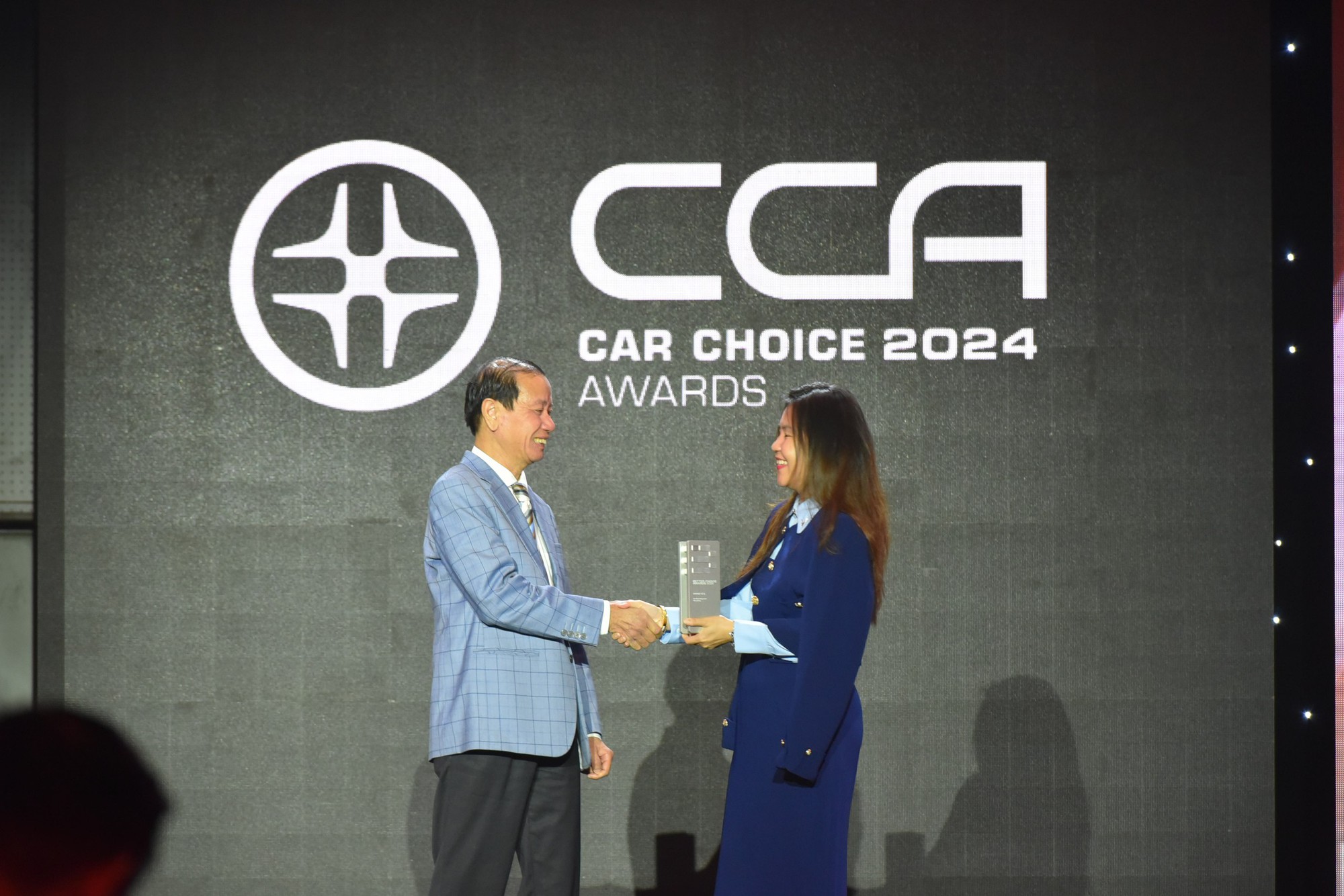 [BCA 2024] Vượt hàng loạt đối thủ lớn, VinFast ẵm trọn 4/8 giải thưởng tại Car Choice Awards- Ảnh 7.