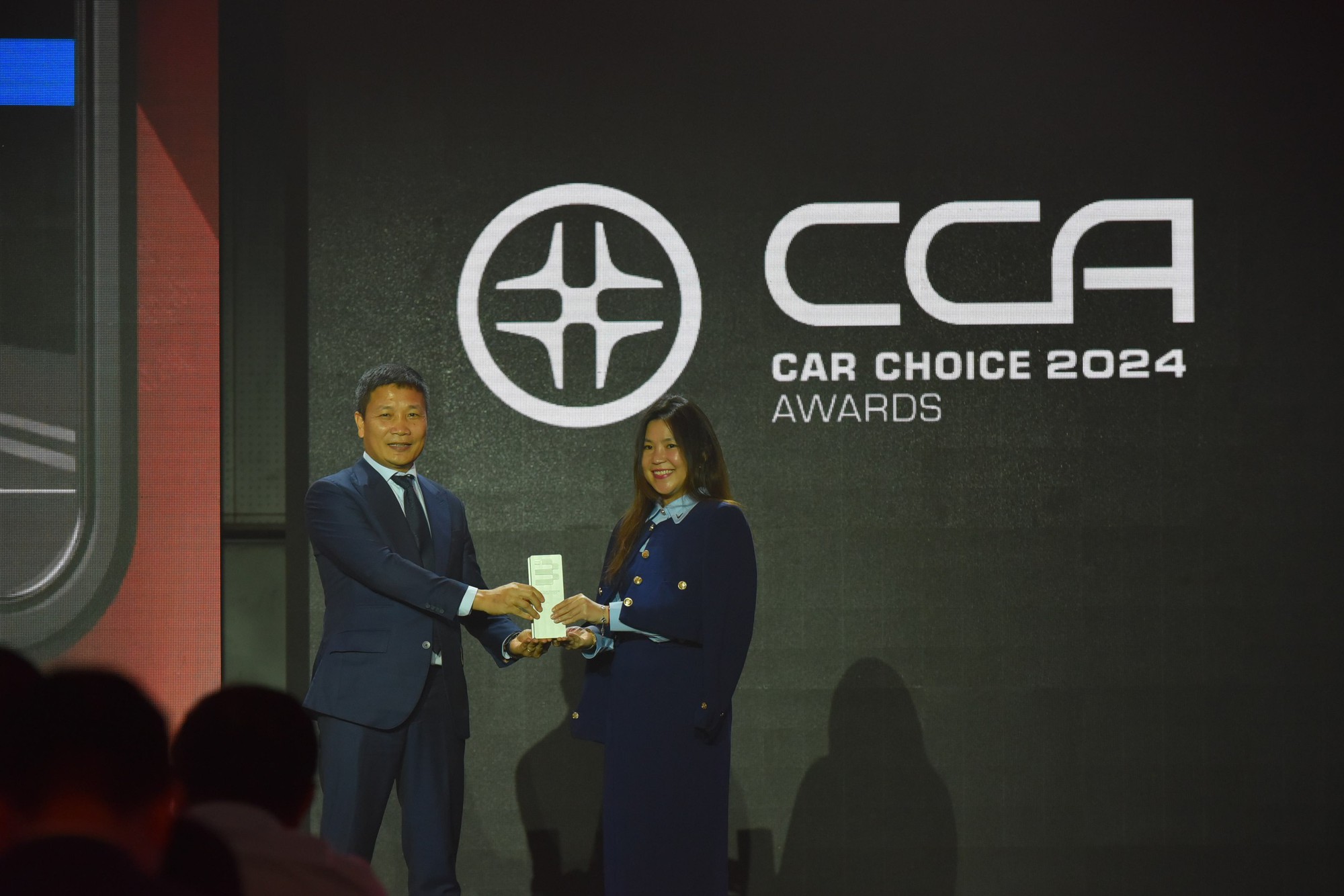 [BCA 2024] Vượt hàng loạt đối thủ lớn, VinFast ẵm trọn 4/8 giải thưởng tại Car Choice Awards- Ảnh 3.