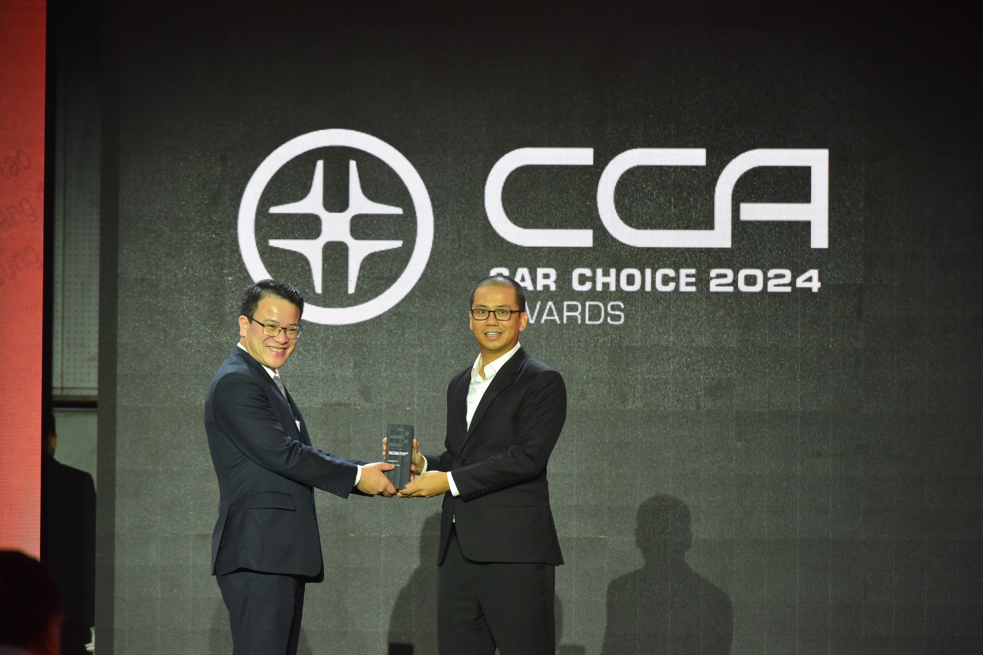 [BCA 2024] Vượt hàng loạt đối thủ lớn, VinFast ẵm trọn 4/8 giải thưởng tại Car Choice Awards- Ảnh 1.