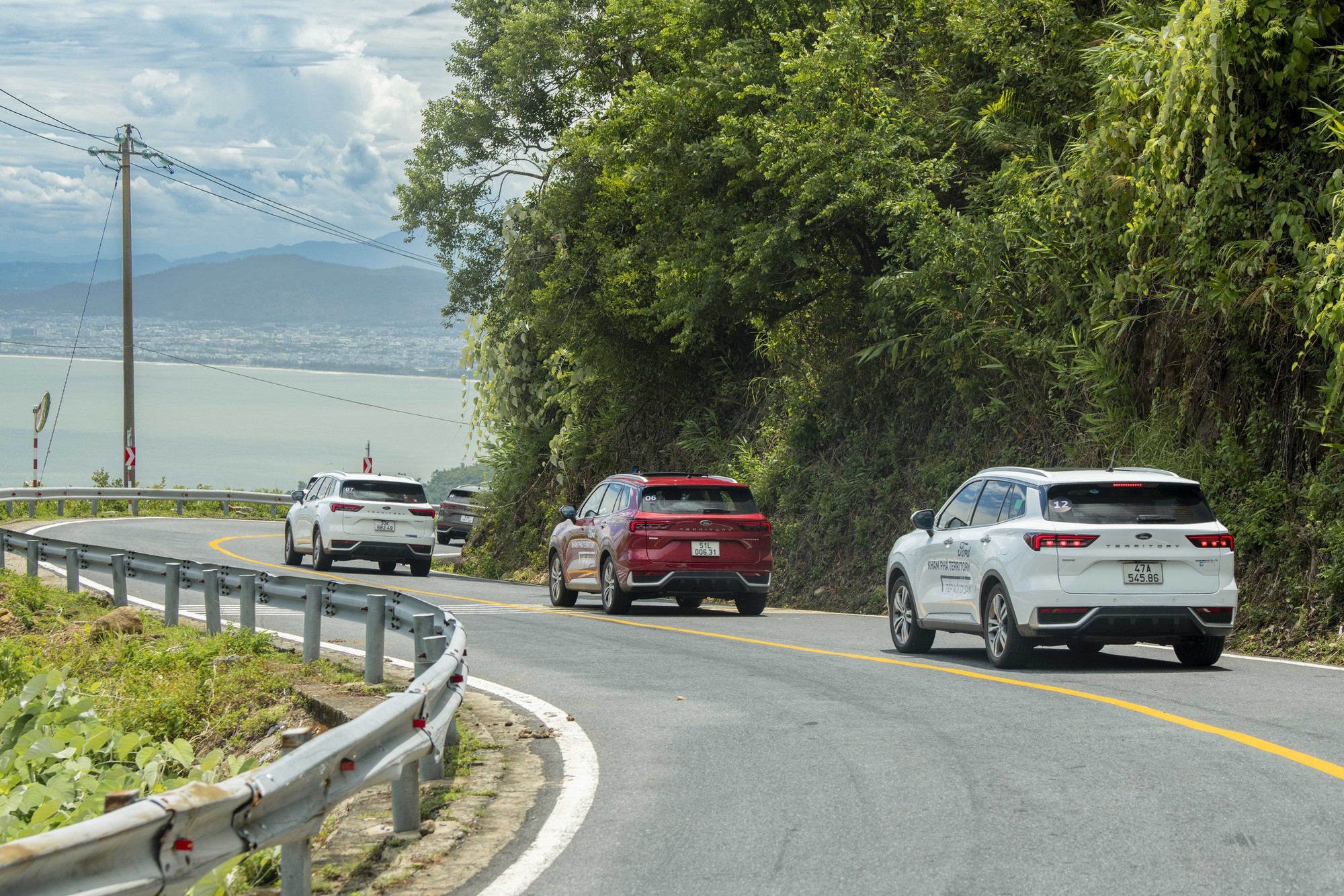 ‘Lãnh thổ’ riêng của Ford Territory trong phân khúc gầm cao cỡ C chật chội ở Việt Nam- Ảnh 18.