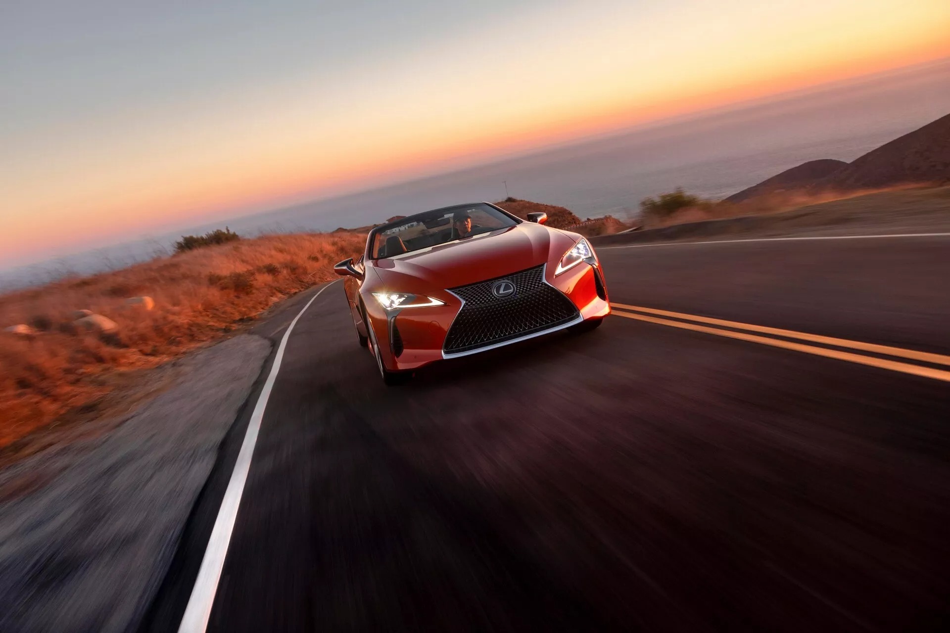 Lexus LC 2025 ra mắt: Tăng độ cứng thân xe, nội thất bespoke, vẫn giữ máy V8 mạnh 471 mã lực- Ảnh 6.