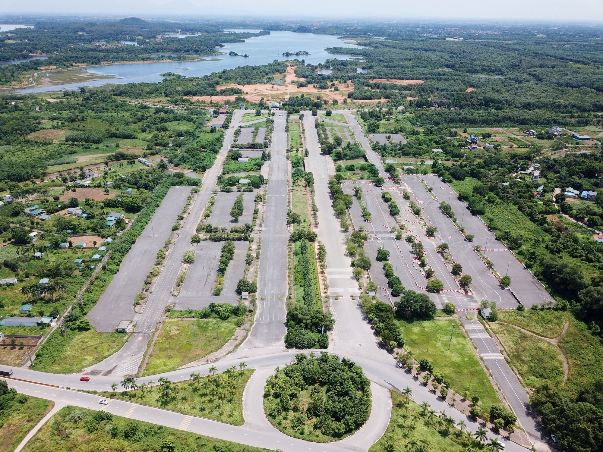 Ngày hội đua xe lớn nhất Việt Nam trở lại: 2 giải đua, 25 đường đua và lái thử- Ảnh 4.