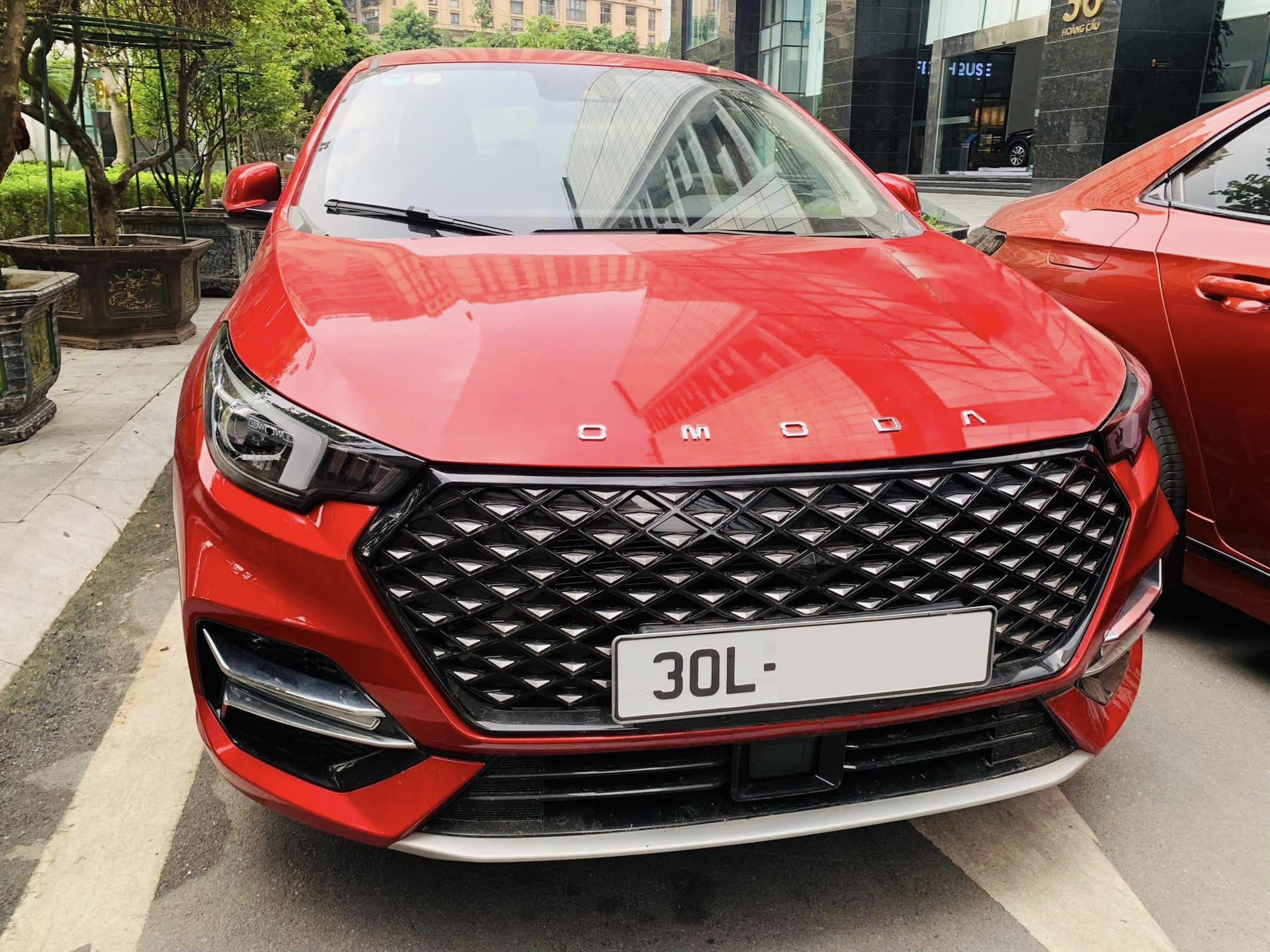 Omoda S5 đã ra biển số tại Việt Nam là xe nhập chính hãng: Cùng phân khúc Mazda3, K3, có thể có ADAS, mạnh nhất 200 mã lực- Ảnh 2.